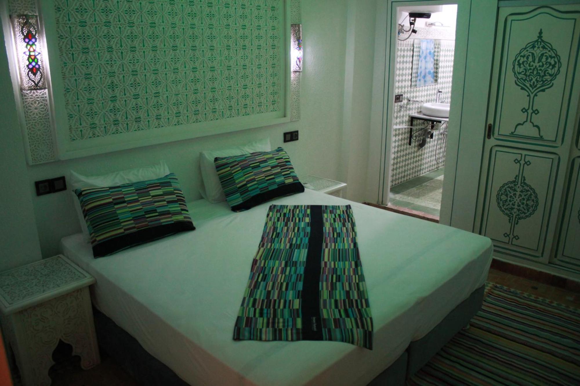 Riad Golf Stinia 2 แมกเนส ภายนอก รูปภาพ